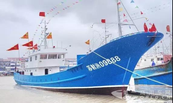 配套YC6T450发动机的渔船.jpg 配套YC6T450发动机的渔船.jpg