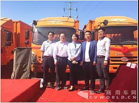 -唐骏汽车与济南物流公司战略合作交车仪式纪实1.jpg -唐骏汽车与济南物流公司战略合作交车仪式纪实1.jpg