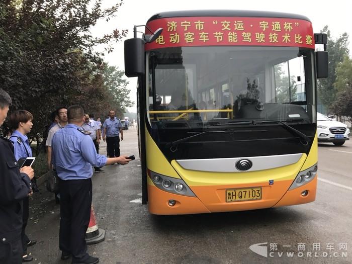 比赛现场.jpg 比赛现场.jpg