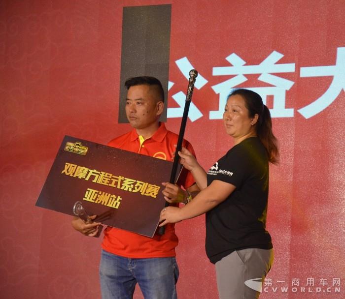 张荣生 (2).jpg 张荣生 (2).jpg