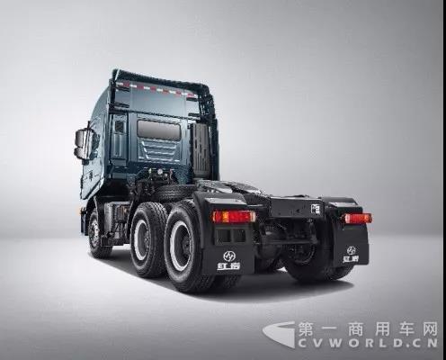 最强马力牵引车即将在武汉商用车展全新首发.jpg 最强马力牵引车即将在武汉商用车展全新首发.jpg