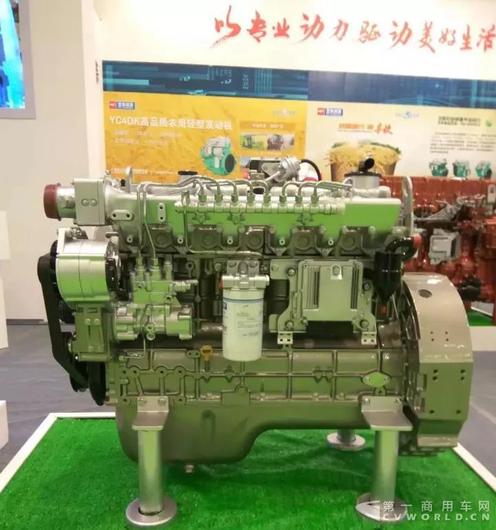玉柴T4发动机新品首展3.jpg 玉柴T4发动机新品首展3.jpg