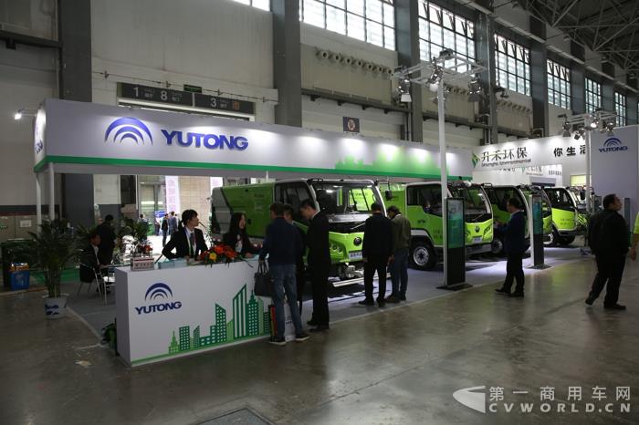 展会现场.jpg 展会现场.jpg