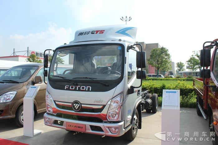 福田奥铃CTS超级轻卡 (2).jpg 福田奥铃CTS超级轻卡 (2).jpg