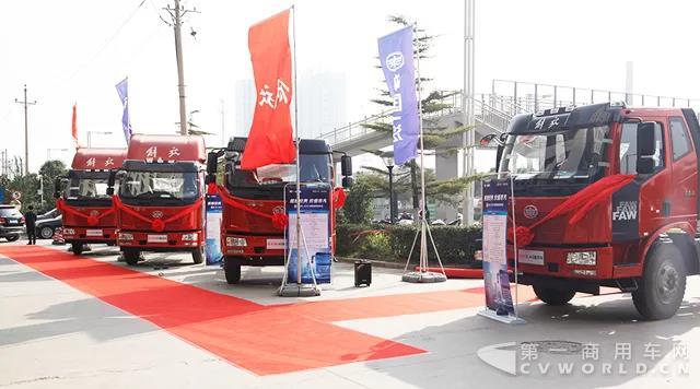 解放J6L 4DH河南省投放仪式圆满结束2.jpg 解放J6L 4DH河南省投放仪式圆满结束2.jpg