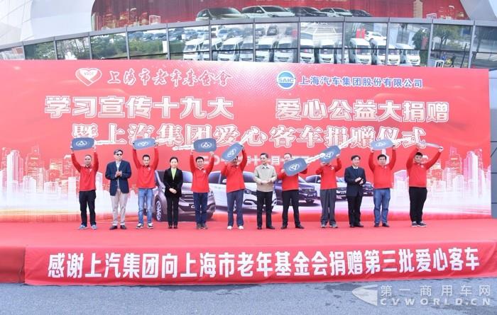 交车钥匙.jpg 交车钥匙.jpg