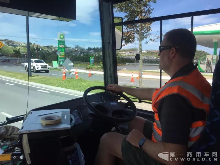 报告分析一:车速及电耗1.jpg 报告分析一:车速及电耗1.jpg