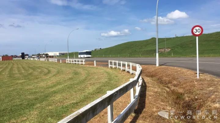 报告分析二:测试里程及路况2.jpg 报告分析二:测试里程及路况2.jpg