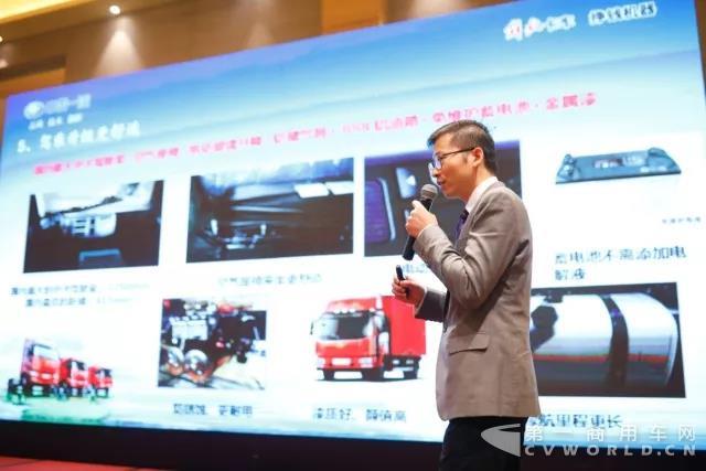 中卡新车型,邂逅南京城2.jpg 中卡新车型,邂逅南京城2.jpg