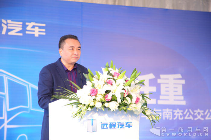 南充公交公司党委书记、董事长王松林.png 南充公交公司党委书记、董事长王松林.png