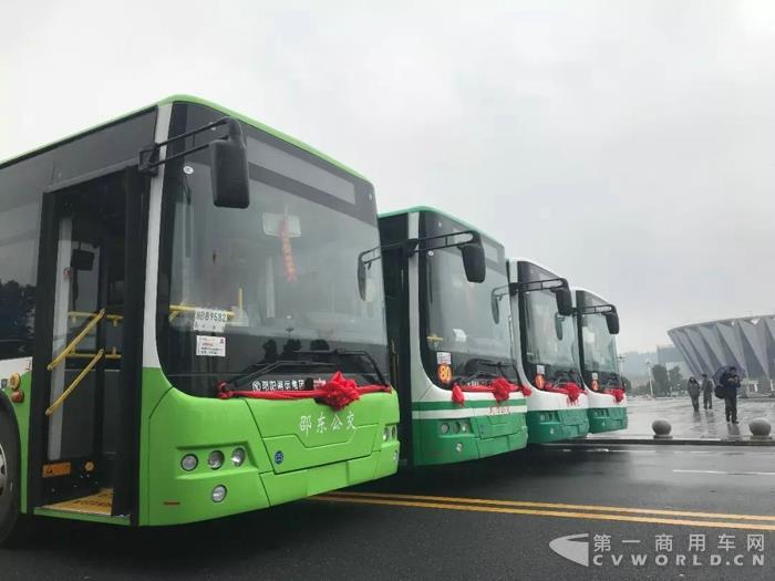 中车电动272辆纯电动客车交付邵阳6.jpg 中车电动272辆纯电动客车交付邵阳6.jpg