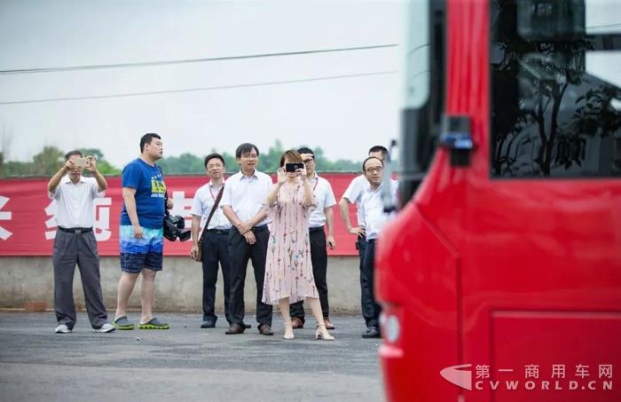 中车电动13.jpg 中车电动13.jpg