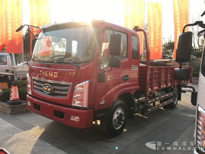 欧铃K7运输车,搭载康明斯发动机 (2).jpg