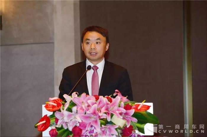 江铃重卡经销商座谈会成功召开2.jpg 江铃重卡经销商座谈会成功召开2.jpg