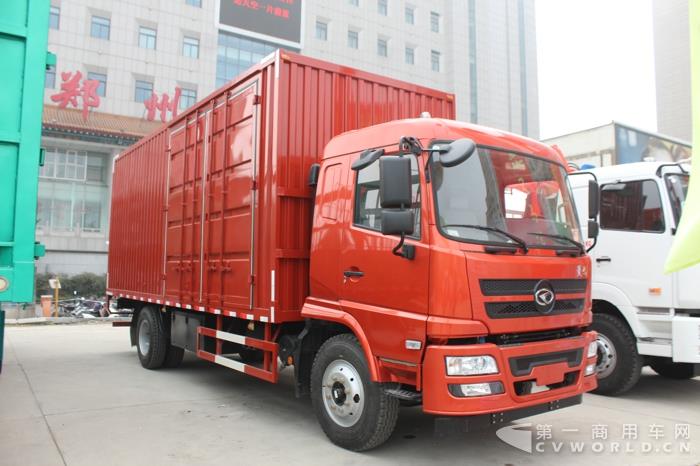 菱马 4×2中卡 (2).jpg 菱马 4×2中卡 (2).jpg