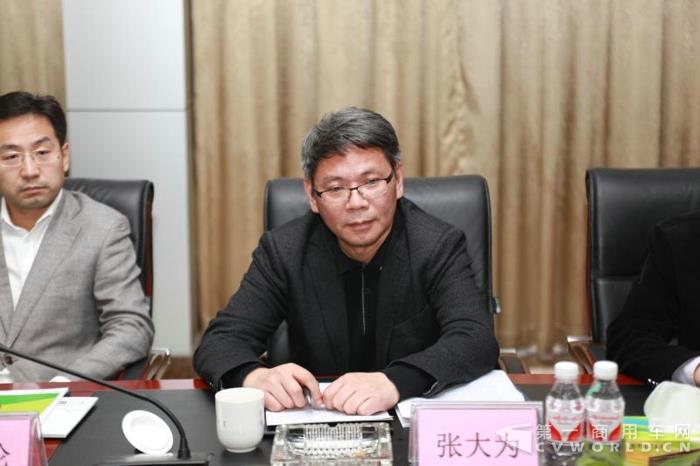 交通运输部综合规划司张大为副司长一行调研银隆新能源3.jpg 交通运输部综合规划司张大为副司长一行调研银隆新能源3.jpg