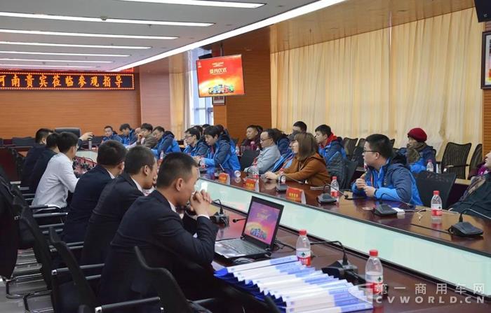 当天订车360台!河南办事处来厂参观4.jpg 当天订车360台!河南办事处来厂参观4.jpg