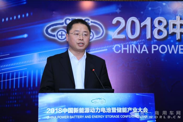 泰州市新能源产业园区党工委副书记、管委会副主任、泰州市九龙镇党委书记 窦小林.jpg 泰州市新能源产业园区党工委副书记、管委会副主任、泰州市九龙镇党委书记 窦小林.jpg
