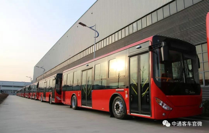 新年迎来“中国红”,俄罗斯喜迎中通公交车.jpg 新年迎来“中国红”,俄罗斯喜迎中通公交车.jpg