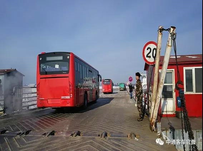 新年迎来“中国红”,俄罗斯喜迎中通公交车3.jpg 新年迎来“中国红”,俄罗斯喜迎中通公交车3.jpg