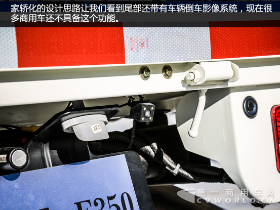 商户新选择——时骏F350实拍450.png