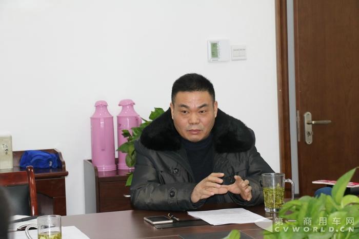35辆银隆铛铛车在安吉投运 高温低寒丝毫不受影响3.jpg 35辆银隆铛铛车在安吉投运 高温低寒丝毫不受影响3.jpg