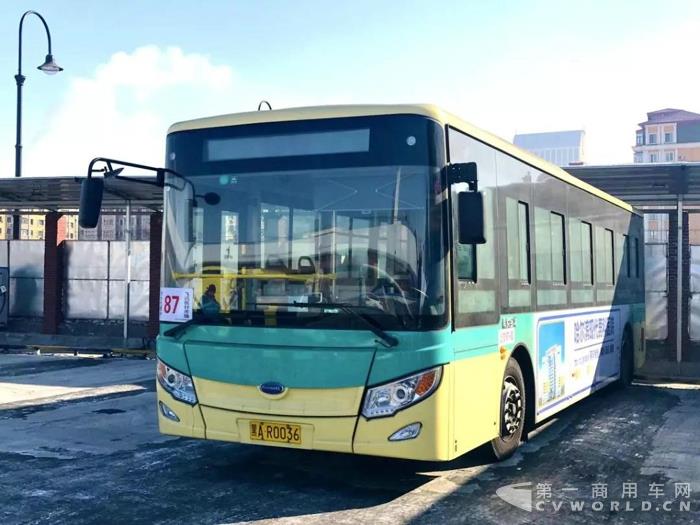 不惧零下40度,南京金龙“冰城”极寒模式完美开跑.jpg 不惧零下40度,南京金龙“冰城”极寒模式完美开跑.jpg