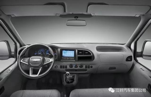 江铃汽车问鼎2017年客车销量冠军2.jpg 江铃汽车问鼎2017年客车销量冠军2.jpg