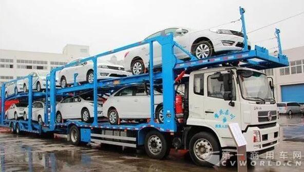 轿运车.jpg 轿运车.jpg