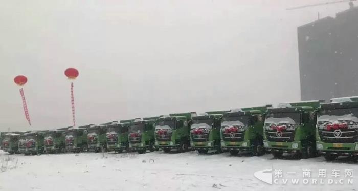 黑龙江福仕达首批交付欧曼渣土车65台,以智能高效引领渣运行业升级换代!1.jpg 黑龙江福仕达首批交付欧曼渣土车65台,以智能高效引领渣运行业升级换代!1.jpg