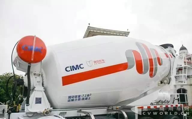 复合工况,主打轻量化!联合卡车8x4搅拌车测评10.jpg 复合工况,主打轻量化!联合卡车8x4搅拌车测评10.jpg