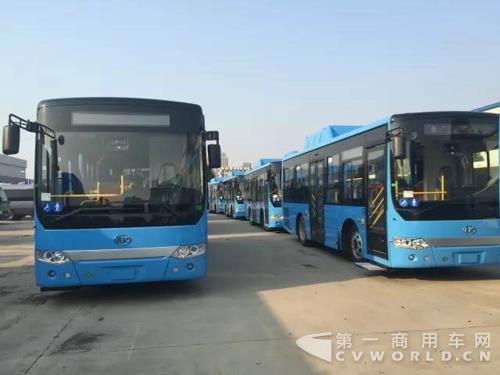 借“丝路东风”唱响中国品牌,70台安凯天然气公交车驶向哈萨克斯坦4.jpg 借“丝路东风”唱响中国品牌,70台安凯天然气公交车驶向哈萨克斯坦4.jpg