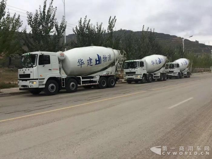 客户清一色选购华菱星马产品1.jpg 客户清一色选购华菱星马产品1.jpg