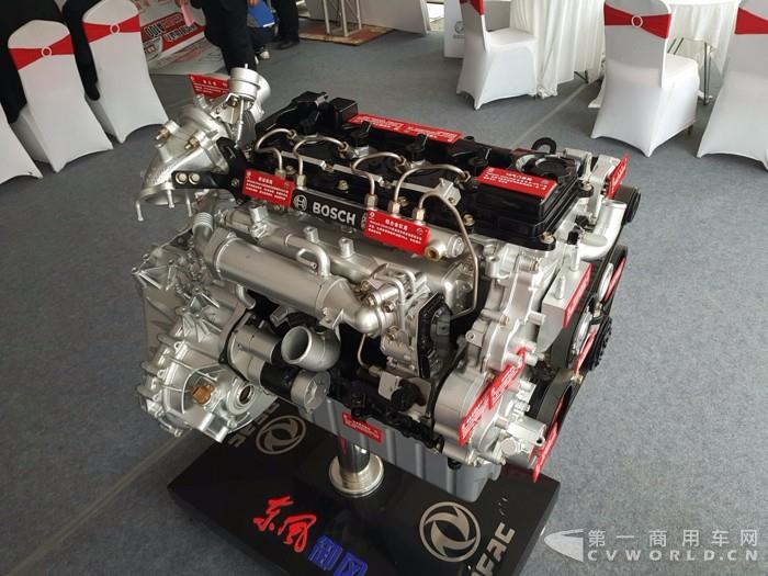 ZD25发动机.jpg ZD25发动机.jpg