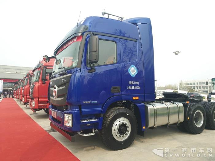 欧曼超级卡车.jpg 欧曼超级卡车.jpg