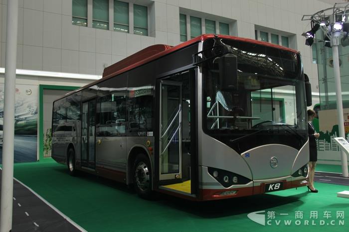 比亚迪K8.jpg 比亚迪K8.jpg
