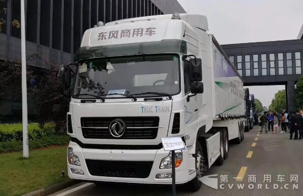 东风商用车4.jpg 东风商用车4.jpg