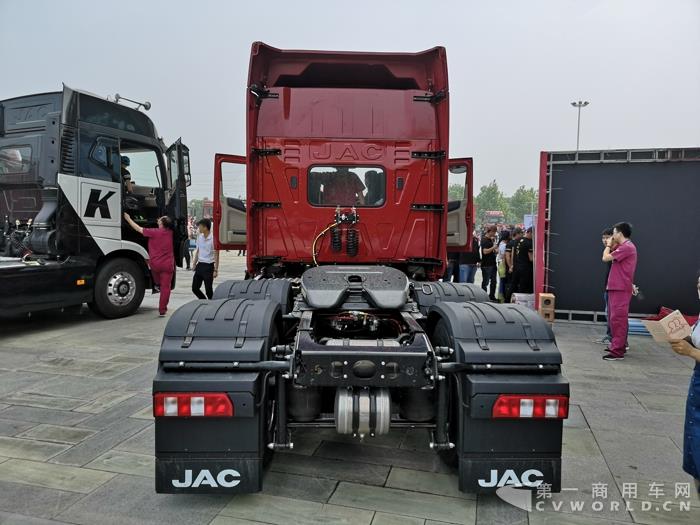 江淮格尔发长头车5.jpg 江淮格尔发长头车5.jpg