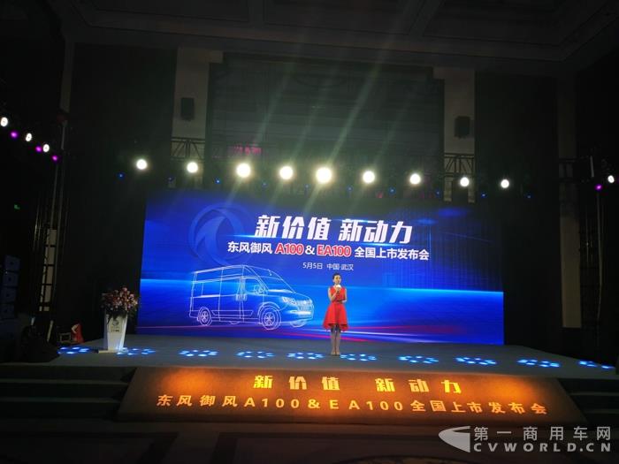 活动现场.jpg 活动现场.jpg