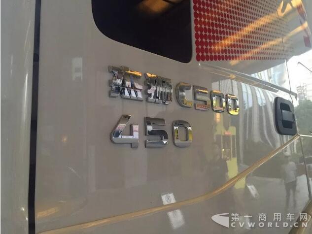 上汽红岩全新智能车罐一体化危化车专业定制全国首发4.jpg 上汽红岩全新智能车罐一体化危化车专业定制全国首发4.jpg
