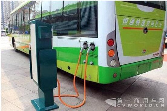 充电新能源客车.jpg 充电新能源客车.jpg
