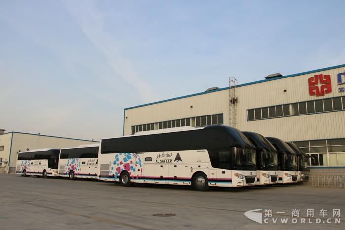 已交付沙特市场的中通高端旅游客车 (1).jpg 已交付沙特市场的中通高端旅游客车 (1).jpg