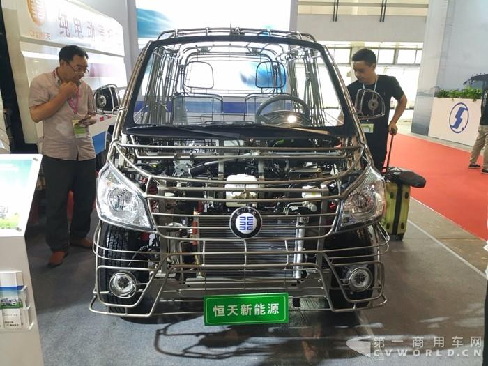 新楚风纯电动微面展示车.jpg 新楚风纯电动微面展示车.jpg