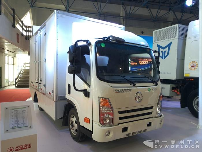 大运纯电动厢式运输车.jpg 大运纯电动厢式运输车.jpg