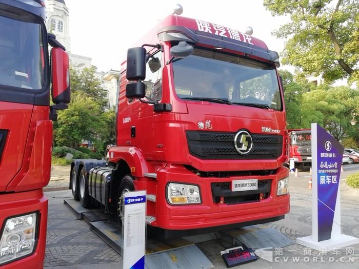 7.8吨轻量化德龙新M3000牵引车 (2).jpg 7.8吨轻量化德龙新M3000牵引车 (2).jpg