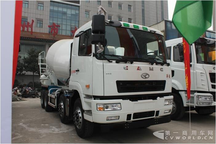 搅拌车2.jpg 搅拌车2.jpg