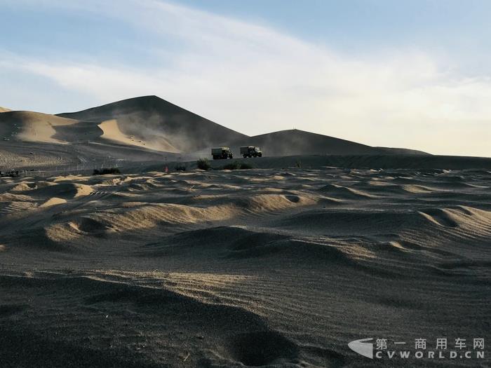 高山流水,挡不住的越野传奇1.jpg 高山流水,挡不住的越野传奇1.jpg