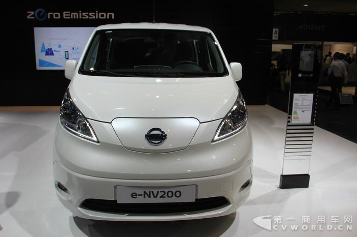 日产e-NV200纯电动轻客白.jpg 日产e-NV200纯电动轻客白.jpg