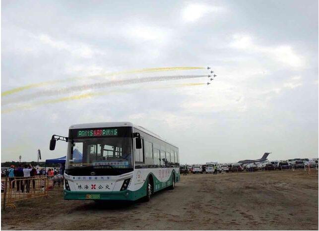 中兴智能大巴.jpg 中兴智能大巴.jpg