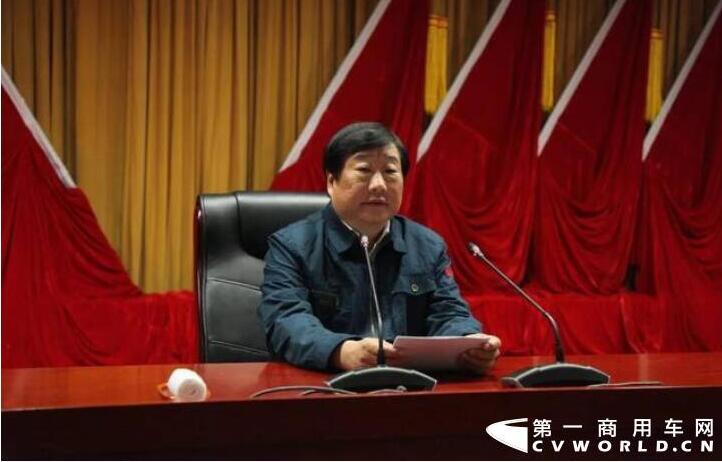 谭旭光1.jpg 谭旭光1.jpg